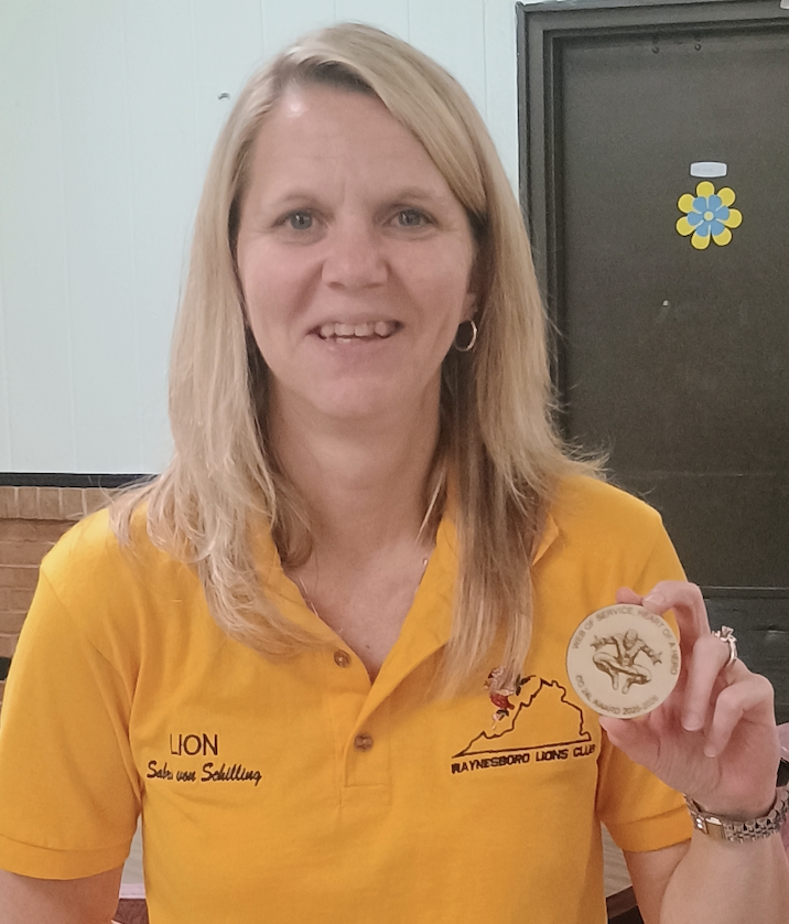 Lion Sabrina von Schilling